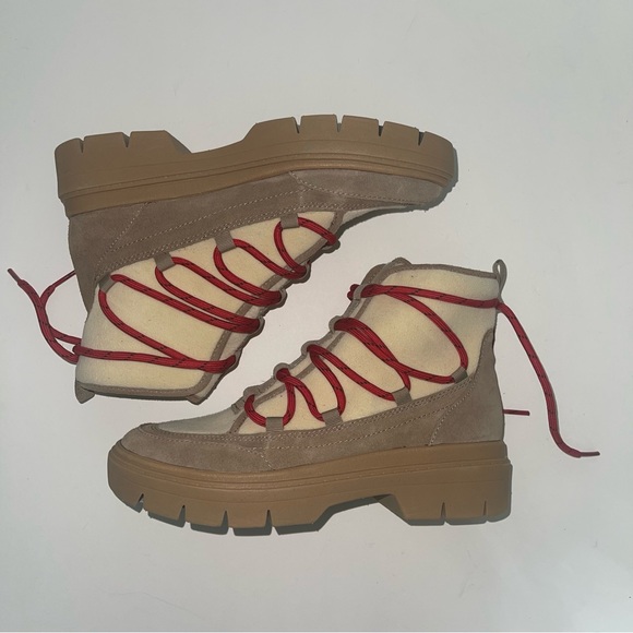 Dr. Scholl's Cooper Boot In Taupe & Ivory - New In Box-  - Duplicate - Picture 12 of 14